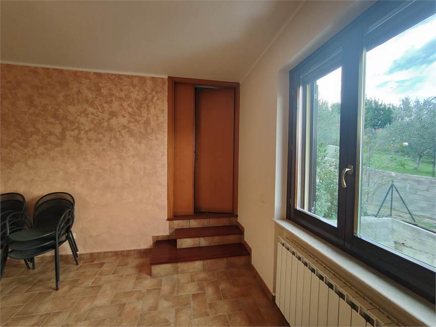 INGRESSO AL PIANO SUPERIORE